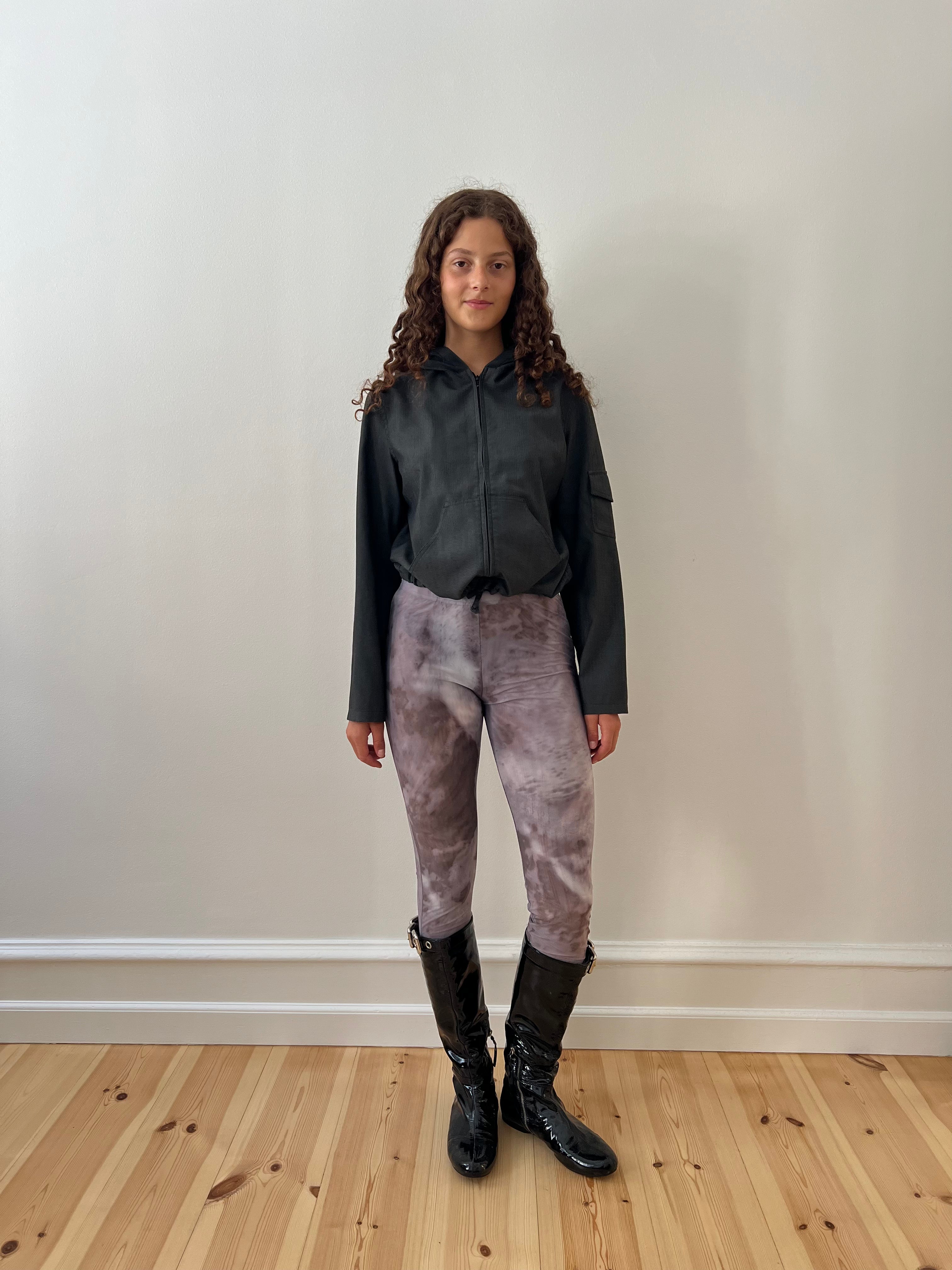 Kerne Milk Capris