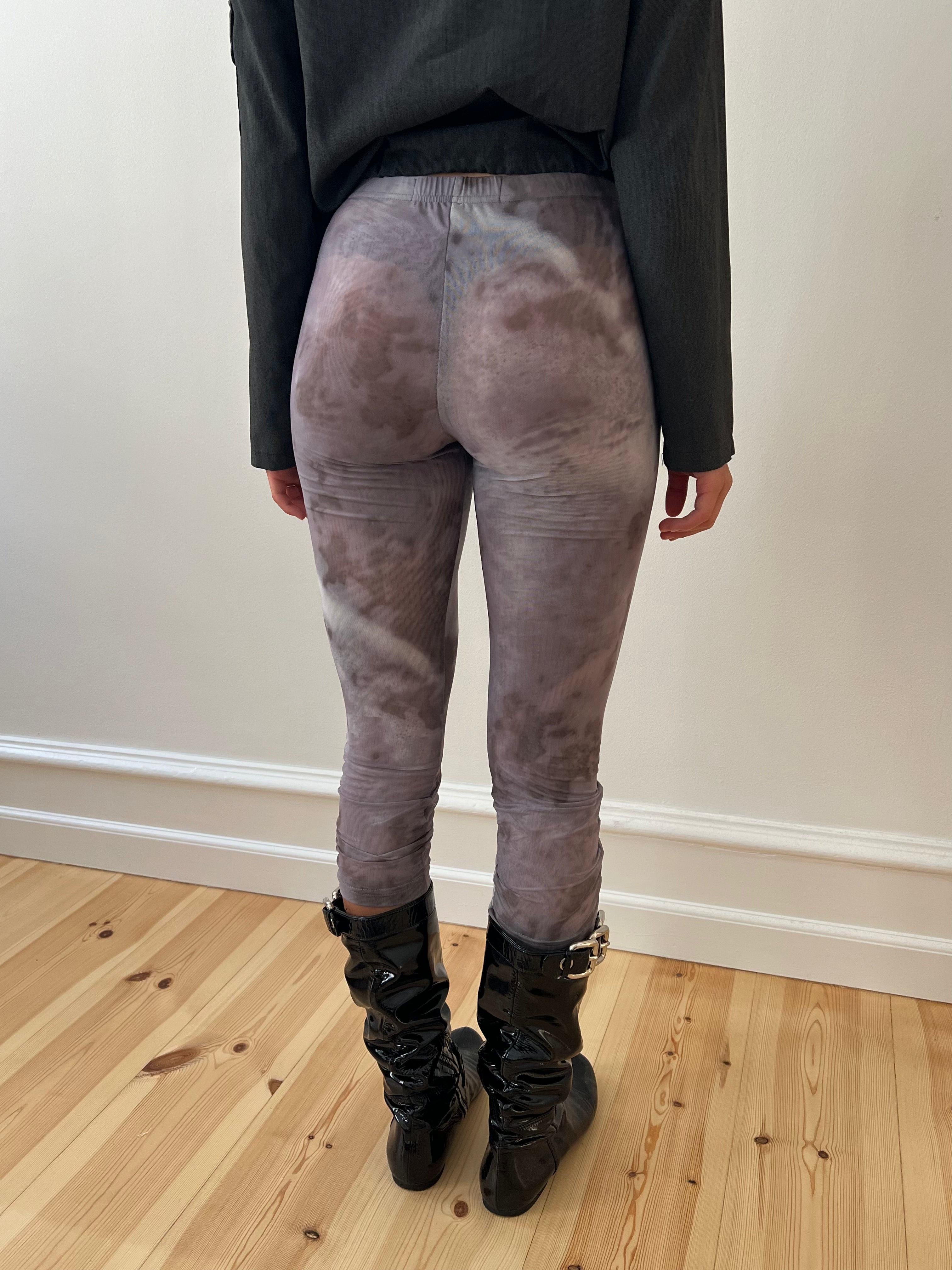 Kerne Milk Capris