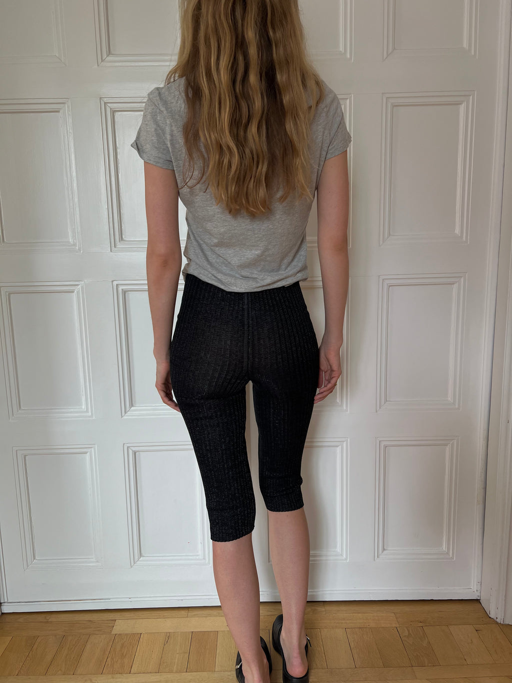 A. Roege Hove Capris