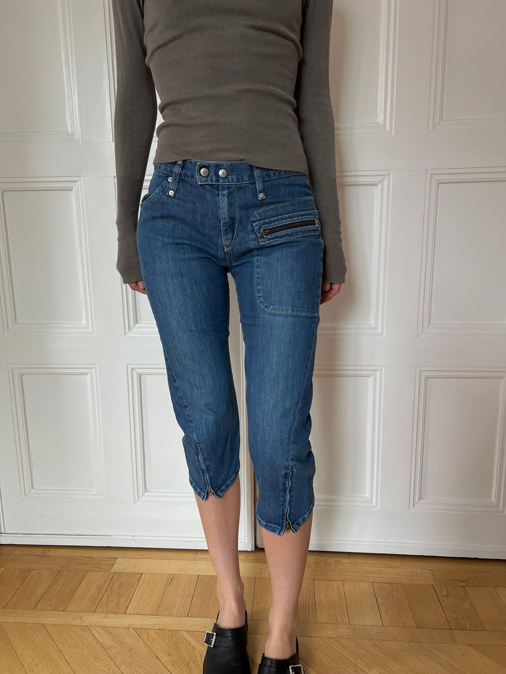 Levis Capris