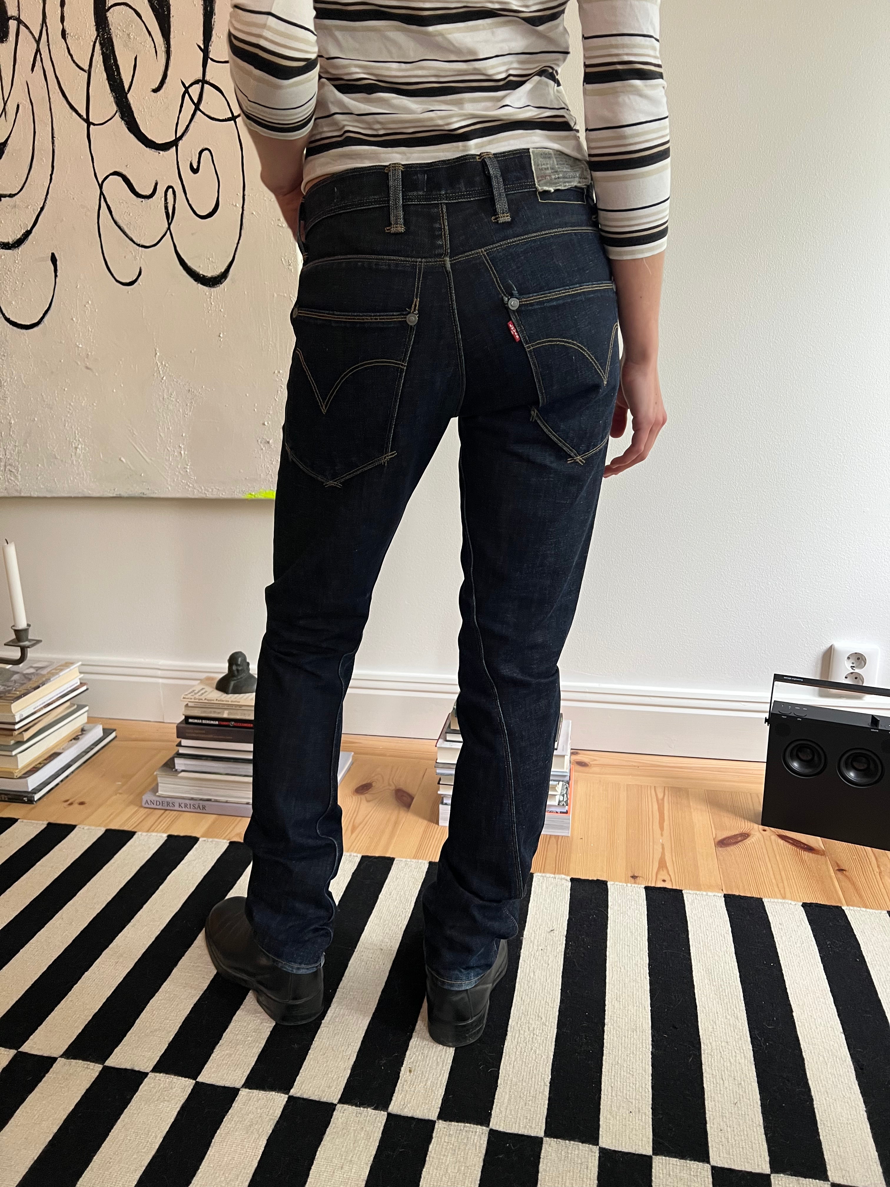 Levis Engineered Jeans
